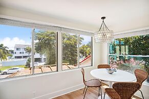 Twin Tiki - Full Property - 4 Bedroom