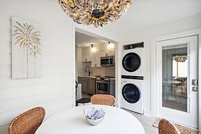 Twin Tiki - Full Property - 4 Bedroom