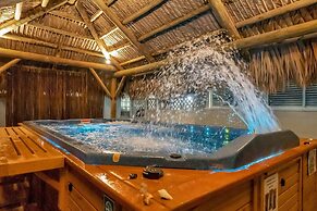 Twin Tiki - Full Property - 4 Bedroom