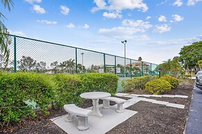 Bayshore Yacht & Tennis 409 - Premier