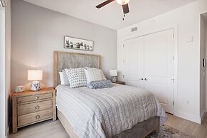 The Harbor Condo 305 - Premier