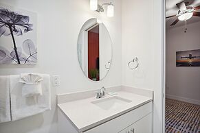 The Harbor Condo 305 - Premier