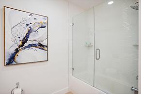 The Harbor Condo 305 - Premier