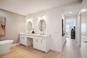 The Harbor Condo 305 - Premier