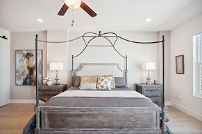 The Harbor Condo 305 - Premier