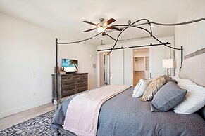 The Harbor Condo 305 - Premier