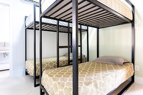 IT22 Lindo Apto 3 Quartos a Beira Mar