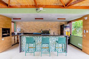 IT22 Lindo Apto 3 Quartos a Beira Mar