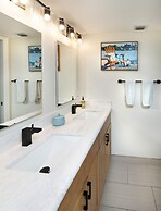 Land's End 4-306 Bay Front - Premier