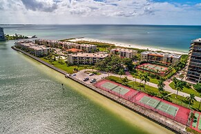 Land's End 4-306 Bay Front - Premier