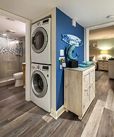 Land's End 4-306 Bay Front - Premier