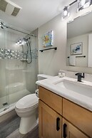 Land's End 4-306 Bay Front - Premier