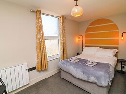 Apt 8 @ Hunter's Quay