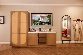 Delamar Westport