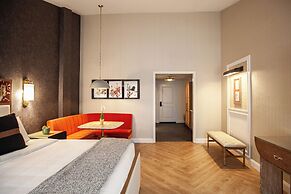 Delamar Westport