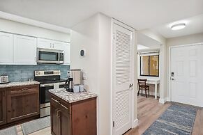 Land's End 4-404 Bay Front - Premier