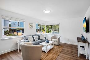 Beach Livin 1 - 1 Bedroom Downstairs