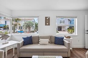 Beach Livin 2 - 1 Bedroom Downstairs