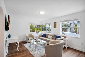 Beach Livin 2 - 1 Bedroom Downstairs