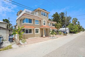 Beach Livin 3 - 3 Bedroom Upstairs