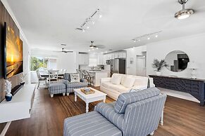 Beach Livin 3 - 3 Bedroom Upstairs