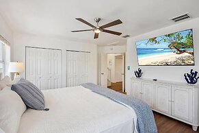 Beach Livin 3 - 3 Bedroom Upstairs