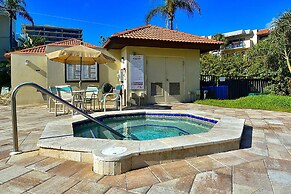 Land's End 1-406 Bay Front - Premier