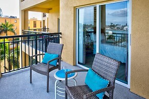 Palms Of Treasure Island #210