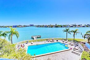 Palms Of Treasure Island #210