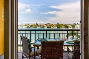 Palms Of Treasure Island #210