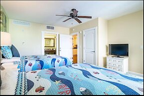 Harbourside 7716- Splash On The Rocks