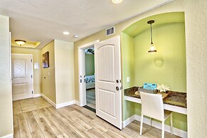 Harbourside 7716- Splash On The Rocks