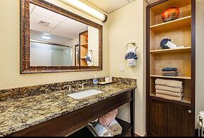 Harbourside 7716- Splash On The Rocks