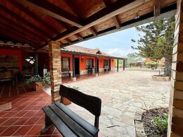 Hotel Cristo Rey Campestre