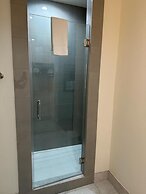 Palace Inn Blue Jones Rd