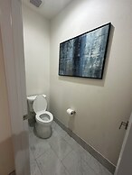 Palace Inn Blue Jones Rd