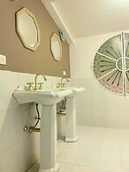 Cabana Espada de São Jorge