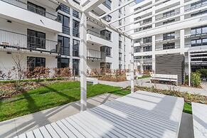 Doki Studio Stocznia by Grand Apartments