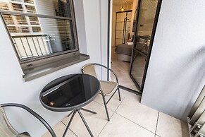 Doki Studio Stocznia by Grand Apartments