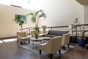 Bishop Suites At The Executive Centre