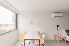 Tabas by Blueground União Continental