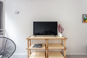 Tabas by Blueground União Continental