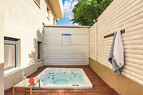Hadas Villa Spa Yavne'el by Sea N' Rent