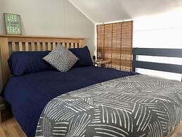 Brighton Water Cabin With Free Parking