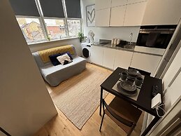 Inviting Studio Apartment - Central Croydon London