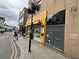 Inviting Studio Apartment - Central Croydon London