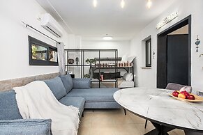 Hadas Spa Apt Yavne'el by Sea N' Rent