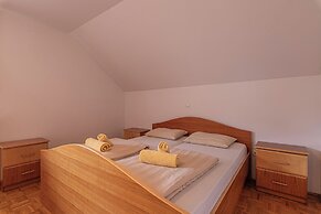 Tourist Farm Skrbina Apartment 1