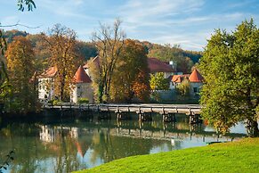 Tourist Farm Škrbina Apartment 2