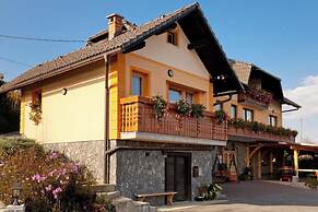 Tourist Farm Skrbina Apartment 2